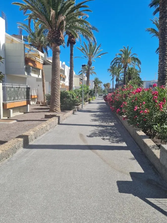 ארונה Primavera Apartment Olga With Free Wifi 0*,